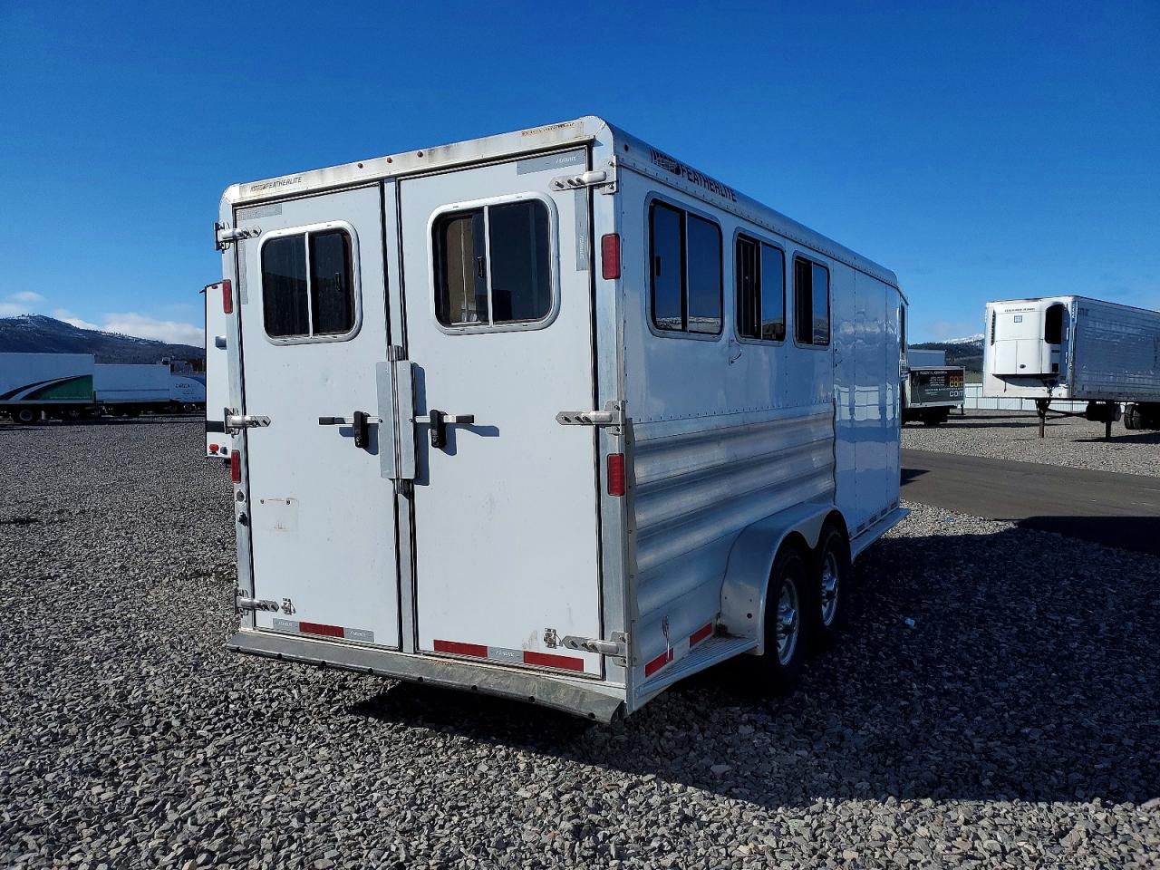 2015 FEATHERLITE Utility VIN 4FGB11820FC135269 photo 4