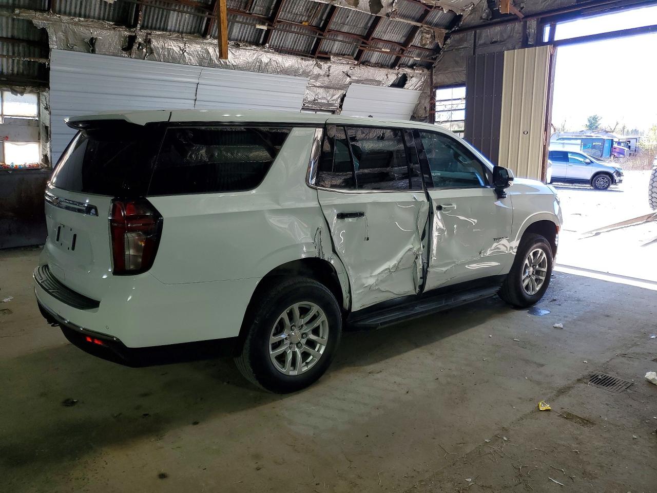 2023 Chevrolet Tahoe VIN 1GNSKMKD2PR557094 photo 3