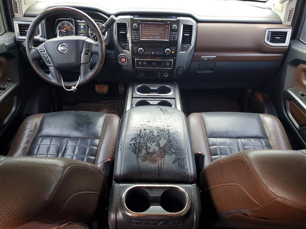 2016 Nissan TITAN VIN 1N6BA1F27GN502910 photo 8