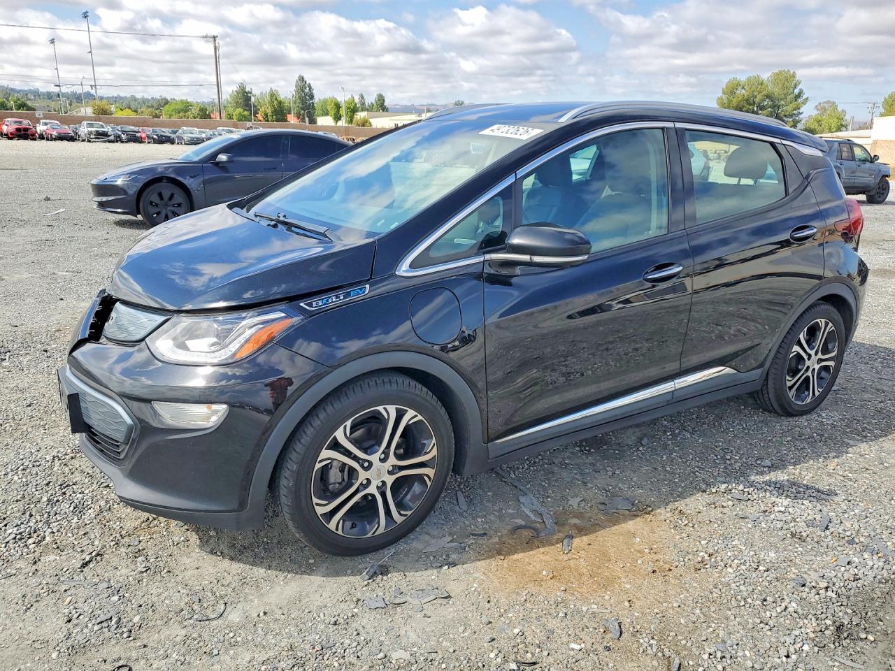 2017 Chevrolet Bolt VIN 1G1FX6S09H4185572 photo 1
