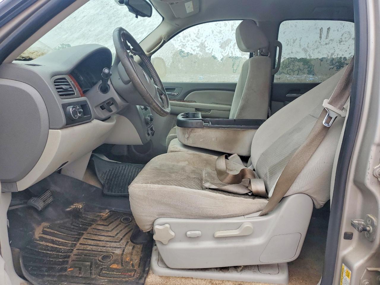 2009 GMC Yukon VIN 1GKFC23C89R207817 photo 7