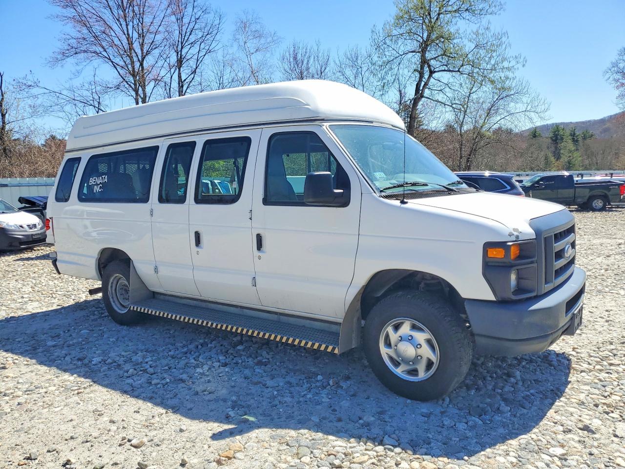 2013 Ford Econoline VIN 1FTSS3EL3DDA30227 photo 4