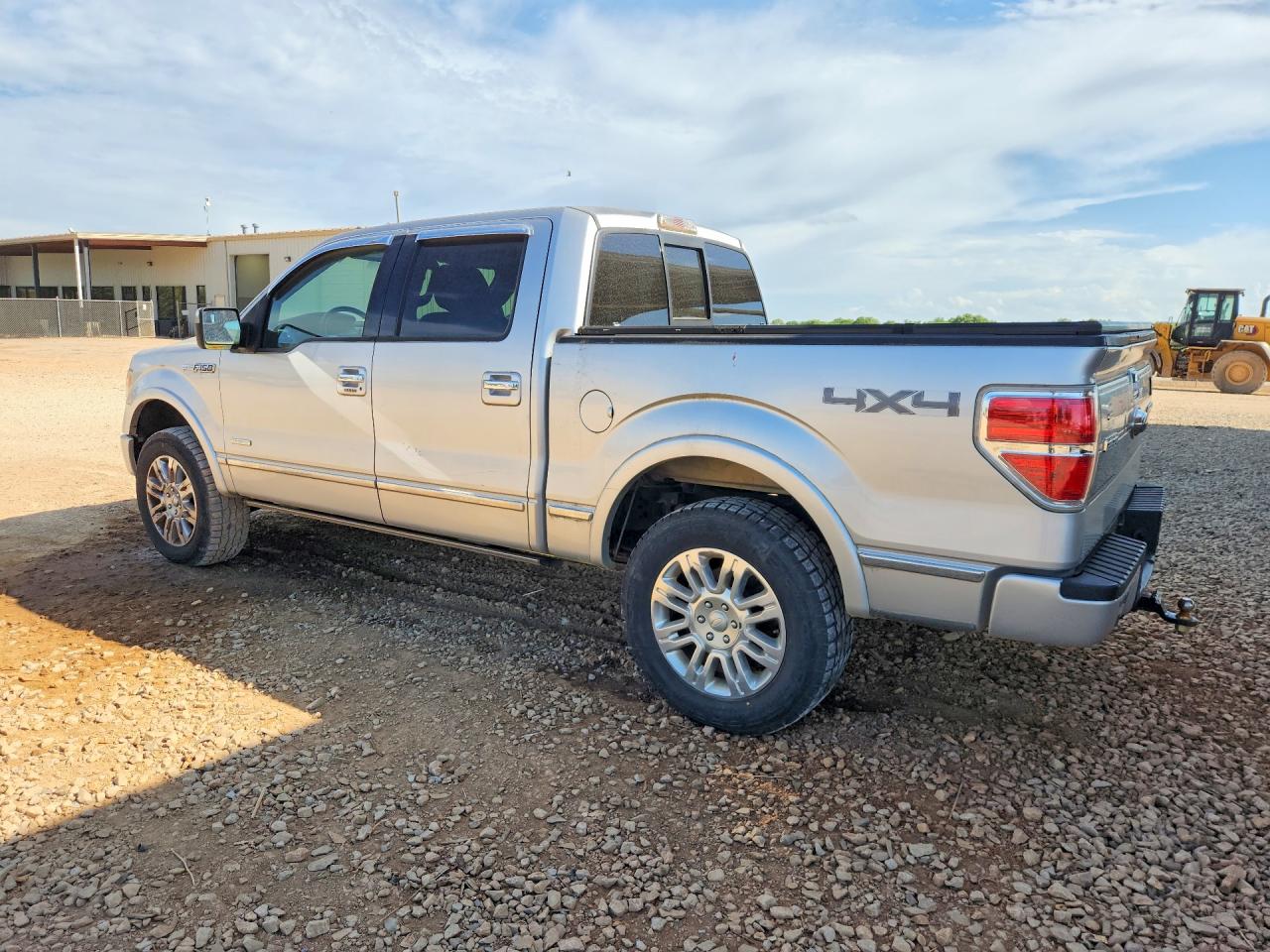 2011 Ford F150 VIN 1FTFW1ET5BFC99986 photo 2