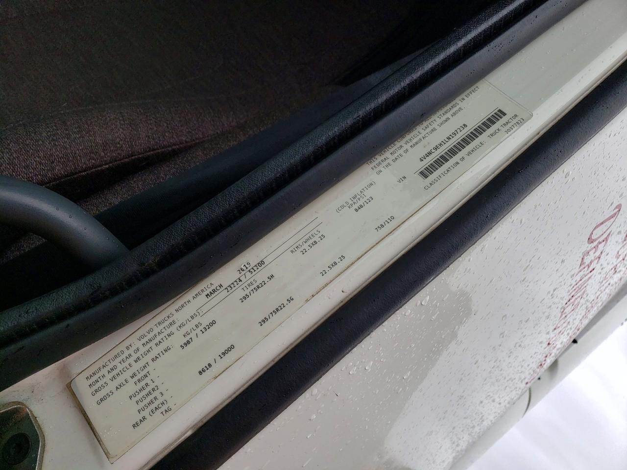 2020 Volvo Vn VIN 4V4NC9EH1LN197238 photo 10