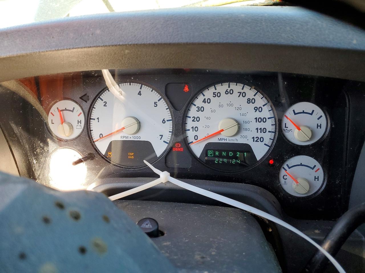 2008 Dodge Ram 1500 VIN 1D7HA18268S500892 photo 9