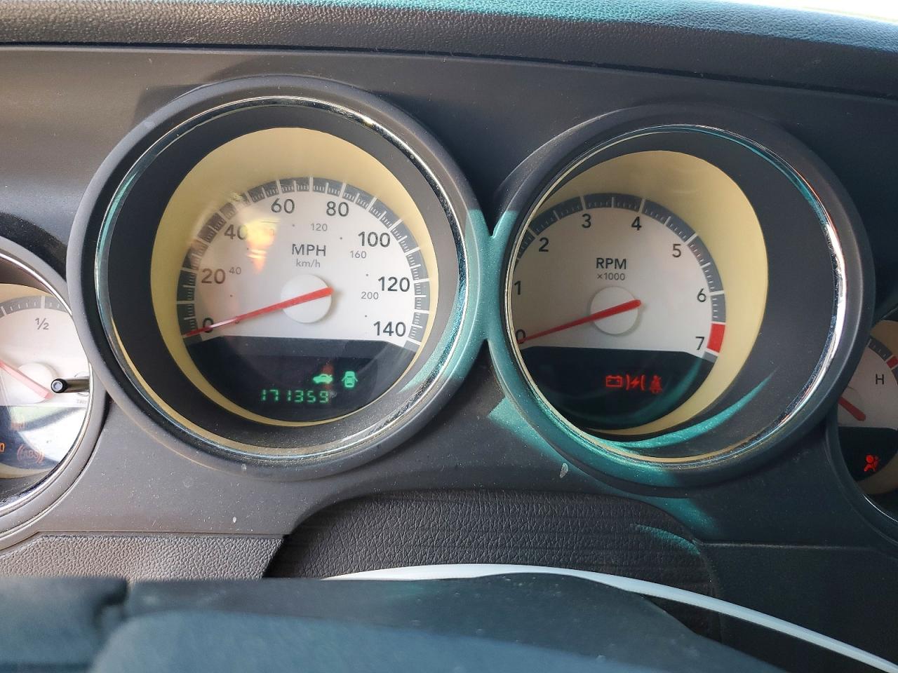 2010 DODGE Challenger VIN 2B3CJ4DV0AH179341 photo 9