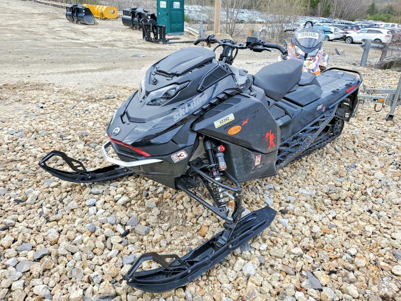 2025 SKIDOO Xrs renega VIN 2BPSUYS38SV000007 photo 2