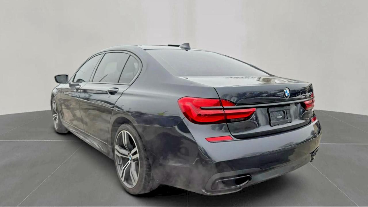 2019 BMW 7 series VIN WBA7E2C58KB218257 photo 3