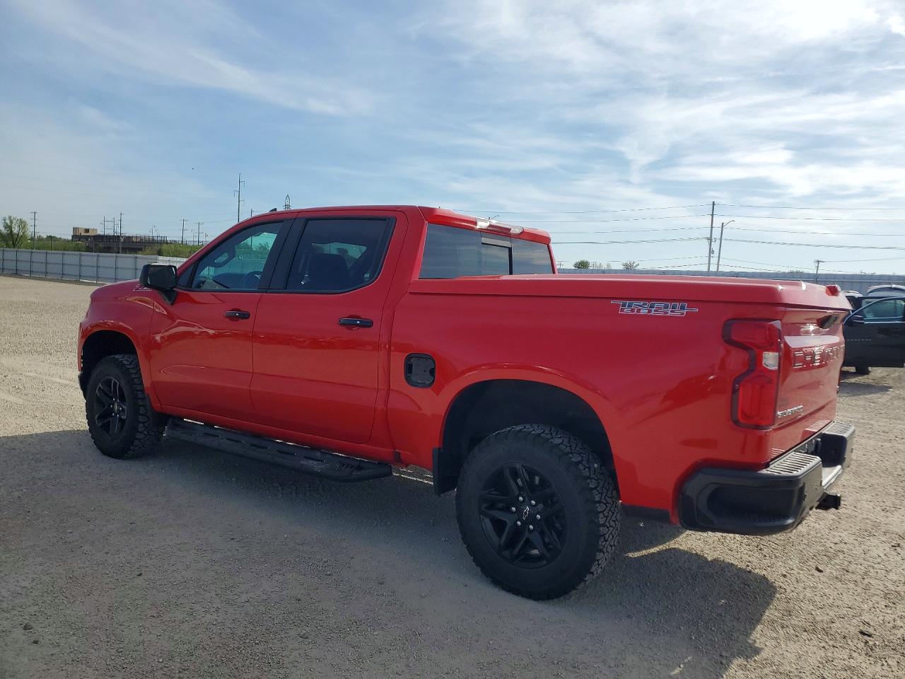2019 Chev Silverado VIN 3GCPYFED7KG240991 photo 2