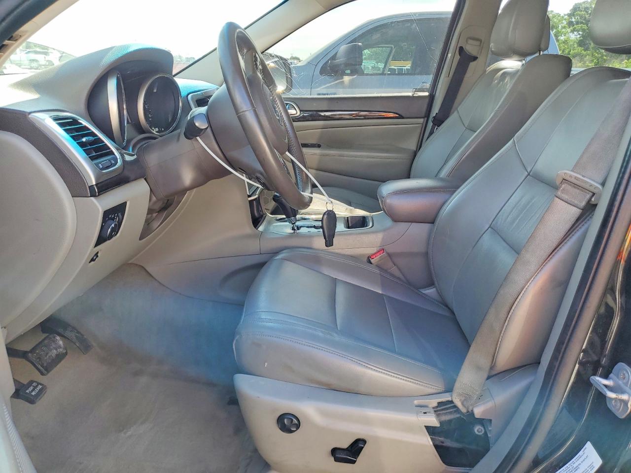 2011 Jeep Cherokee VIN 1J4RS4GT0BC513799 photo 7