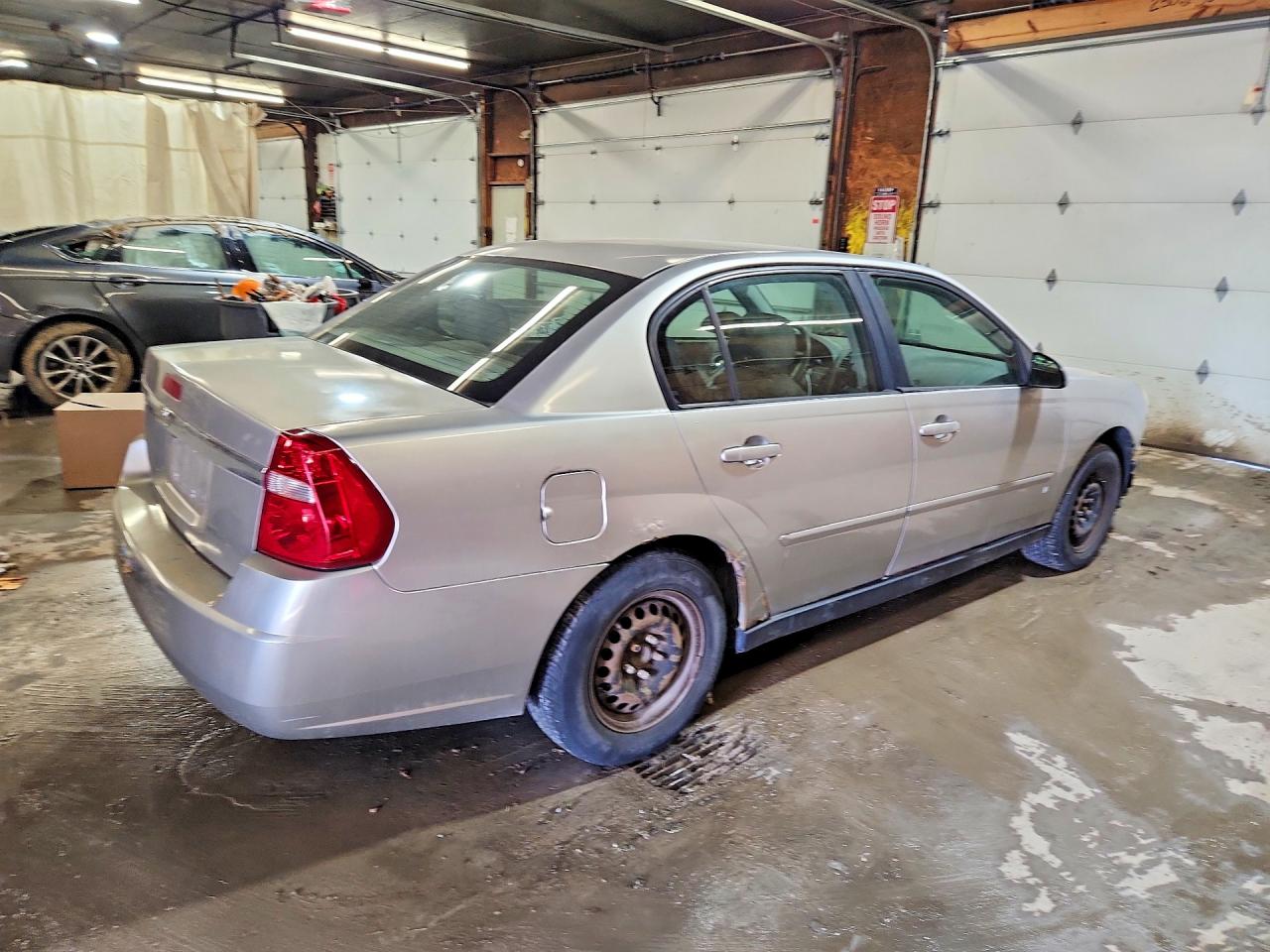 2008 Chevrolet Malibu VIN 1G1ZS58F08F142888 photo 3