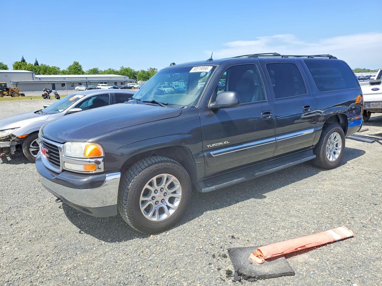 2005 GMC Yukon VIN 3GKFK16Z35G165600 photo 1
