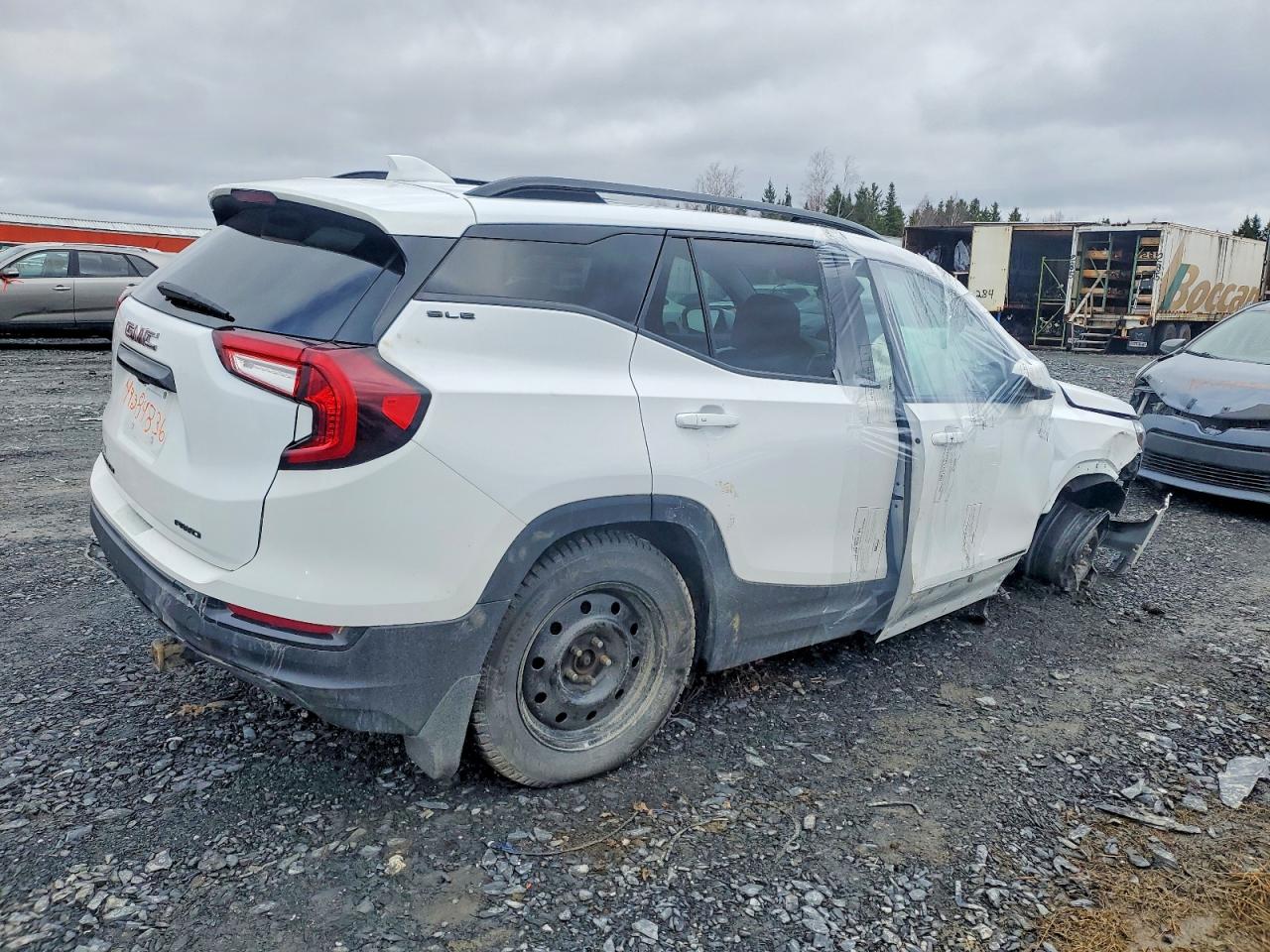 2022 GMC Terrain VIN 3GKALTEV1NL259158 photo 3