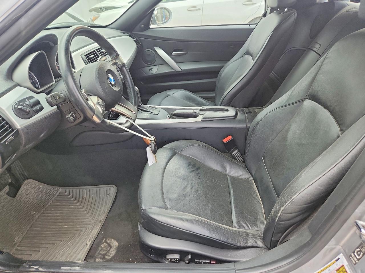 2006 BMW Z4 VIN 4USBU53576LX00505 photo 7