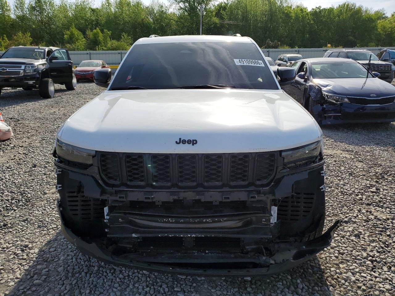 2025 Jeep Cherokee VIN 1C4RJGBG8SC287371 photo 5