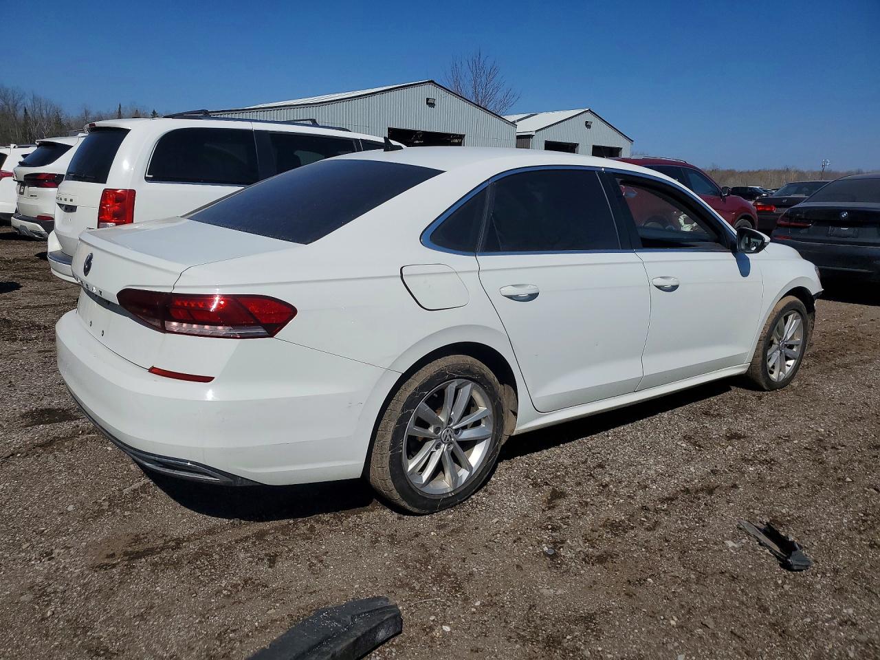2021 Volkswagen Passat VIN 1VWBA7A37MC011781 photo 3