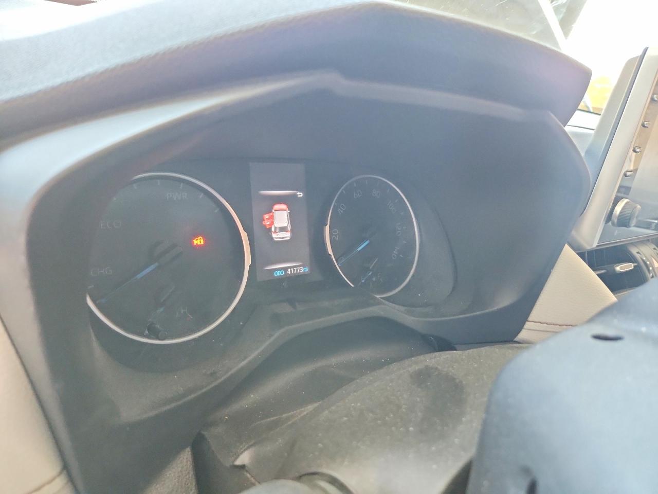 2022 Toyota Rav4 VIN JTMB6RFV9ND060194 photo 9