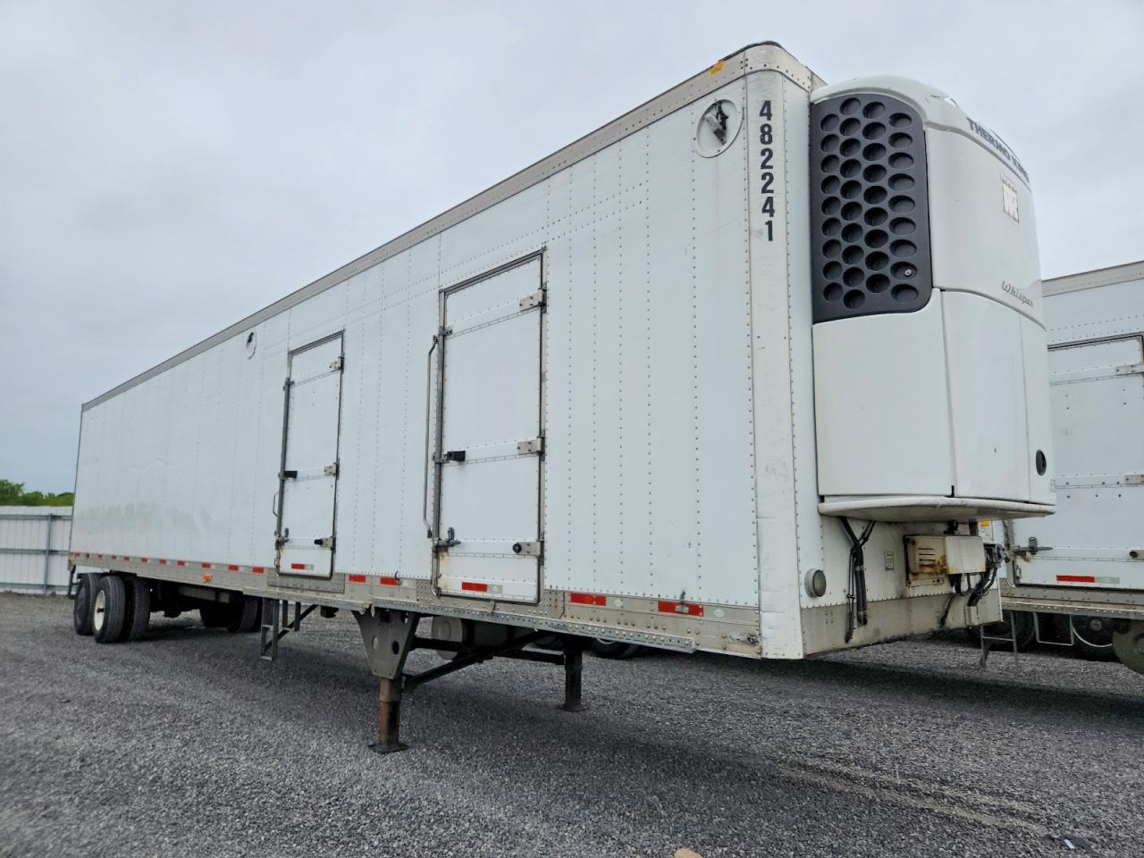 2015 UTILITY All models VIN 1UYVS2489FM408334 photo 1