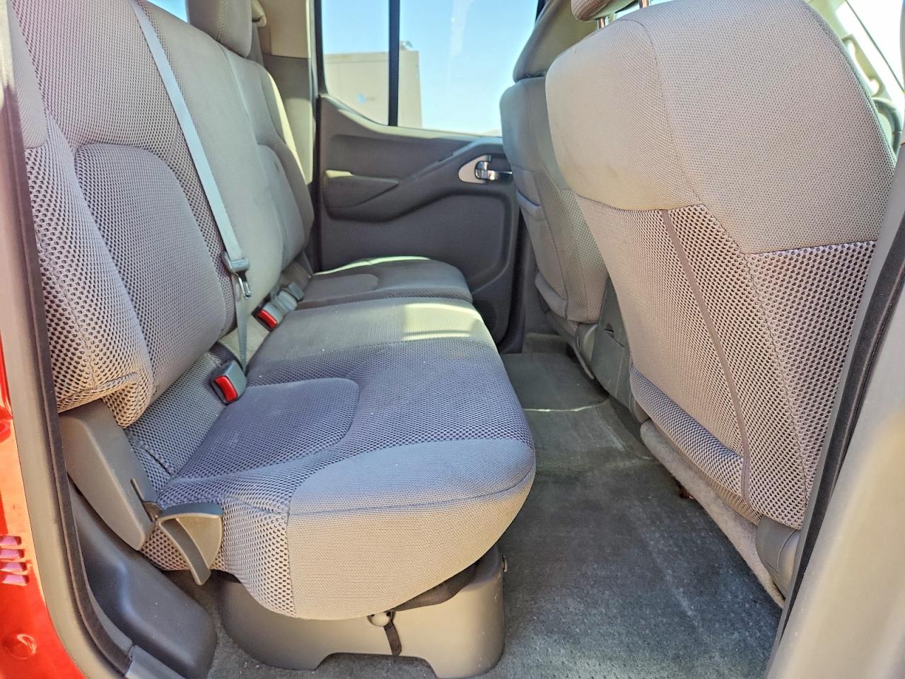 2016 NISSAN Frontier VIN 1N6AD0ER3GN784278 photo 10
