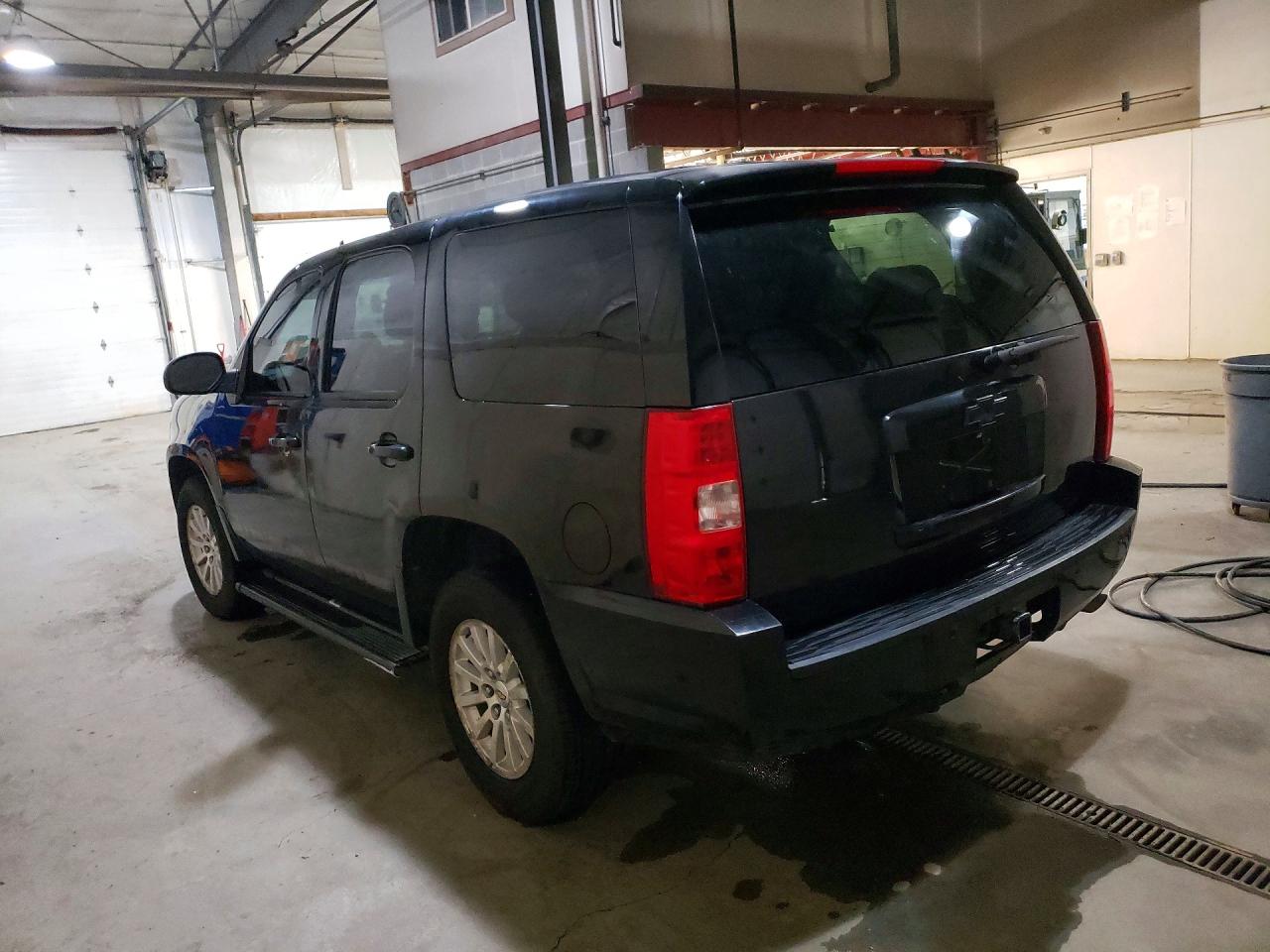 2009 CHEVROLET Tahoe VIN 1GNFK13509R123783 photo 2