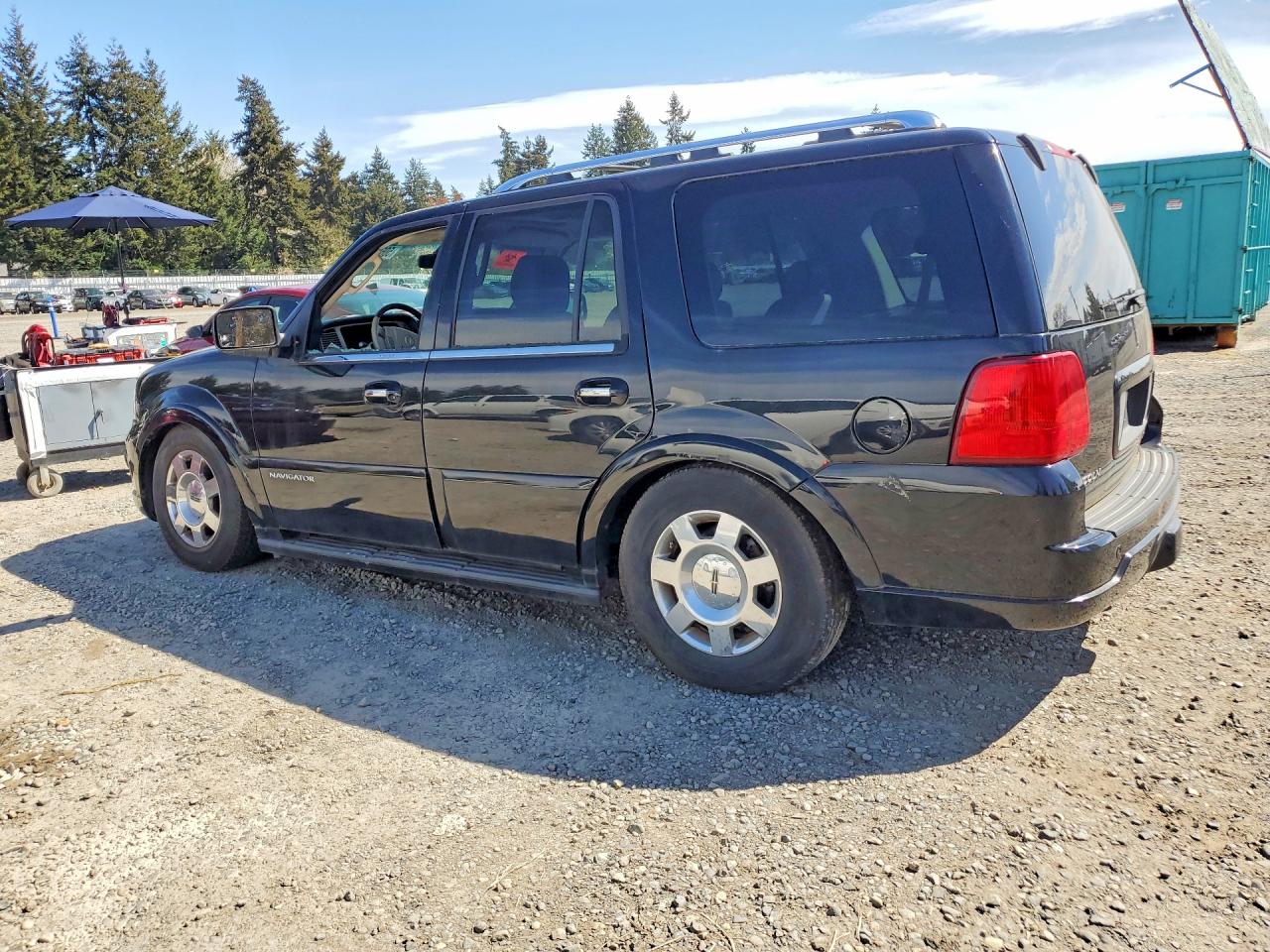 2006 LINCOLN Navigator VIN 5LMFU28516LJ09867 photo 2