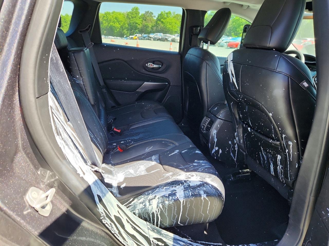 2022 Jeep Cherokee VIN 1C4PJMDX7ND520819 photo 10