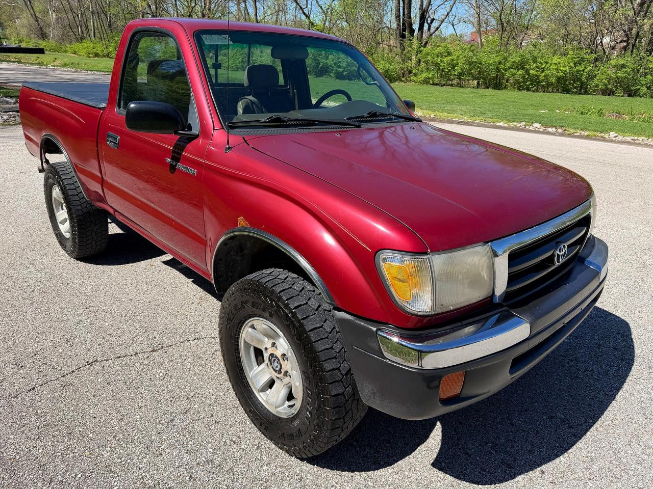 1999 Toyota Tacoma VIN 4TAPM62N6XZ488774 photo 1