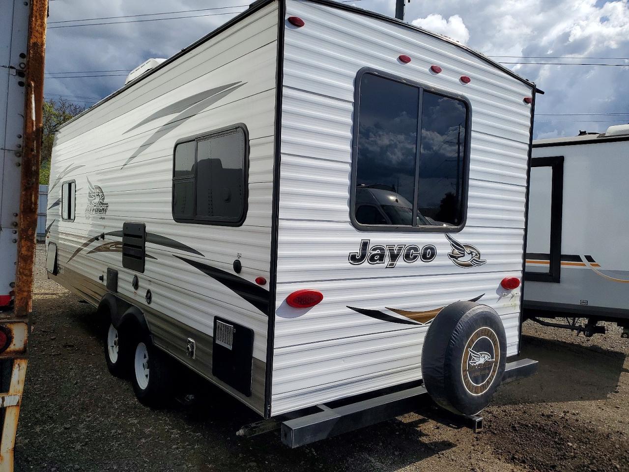 2018 JAYCO All models VIN 1UJBJ0BL8J75Z0101 photo 3