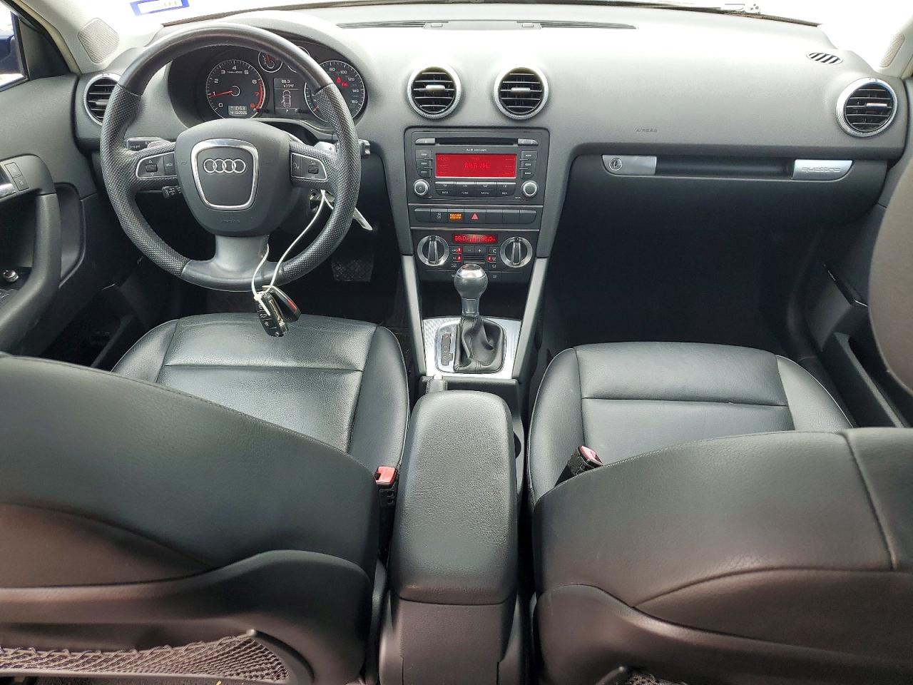 2011 Audi A3 VIN WAUMFAFM8BA136564 photo 8