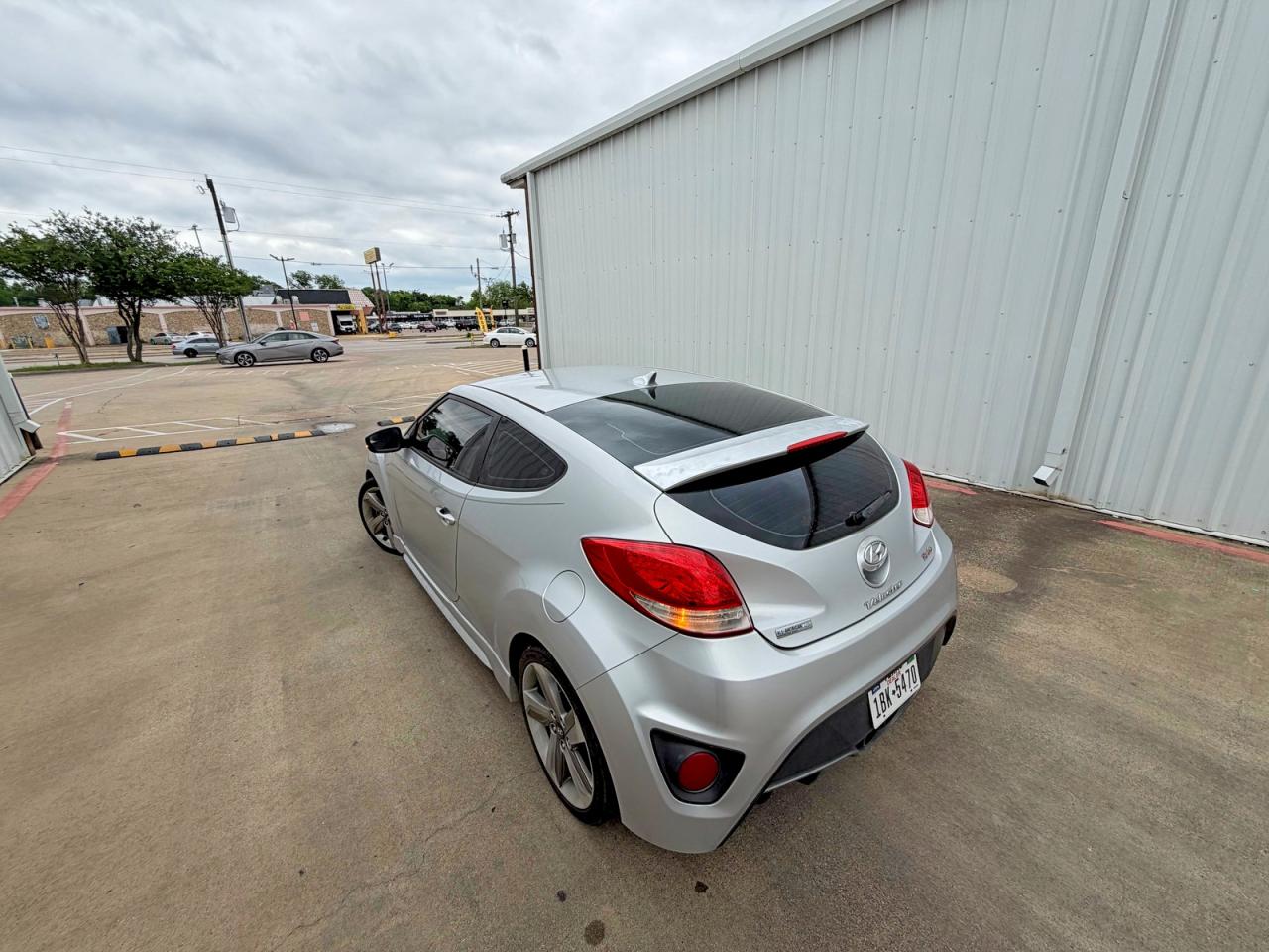 2014 Hyundai Veloster VIN KMHTC6AE3EU184542 photo 3