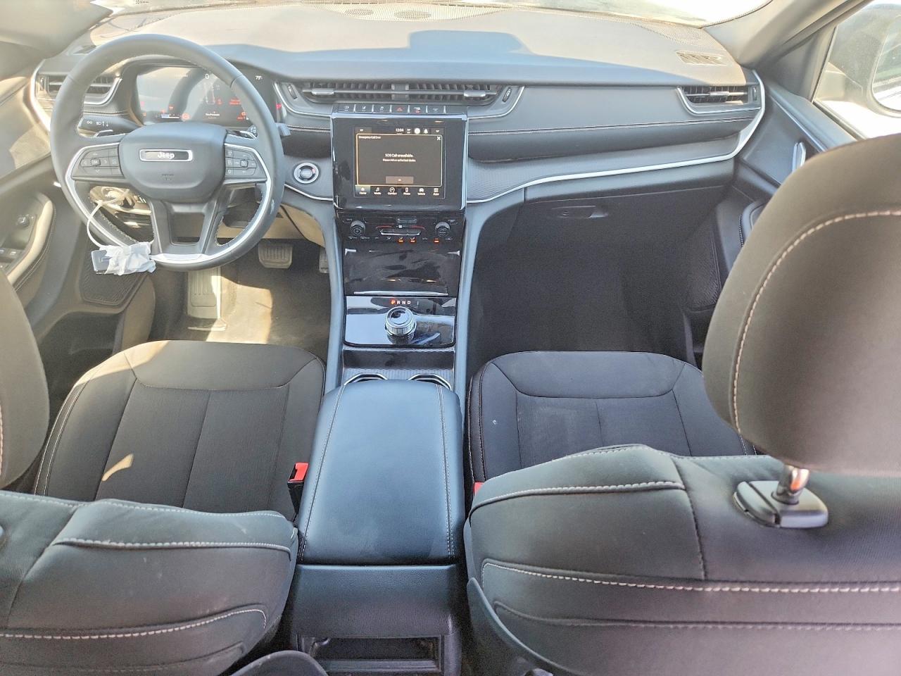 2025 JEEP Cherokee VIN 1C4RJGAG1SC266041 photo 8