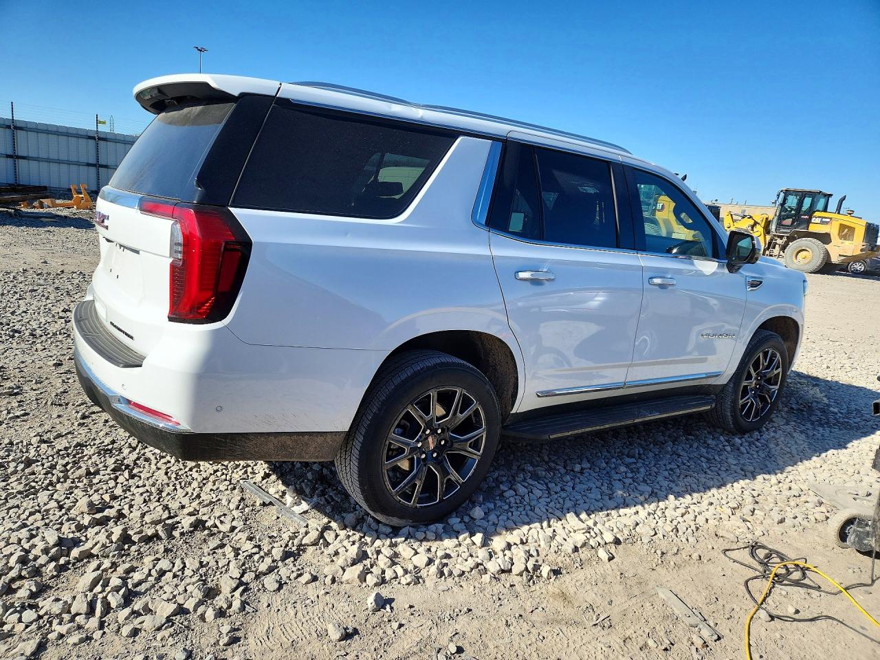 2026 GMC Yukon VIN 1GKS2BKD3TR148100 photo 3