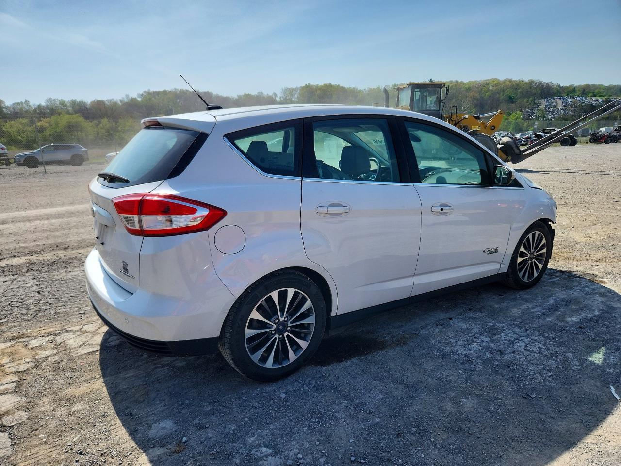 2017 FORD Cmax VIN 1FADP5FU2HL105062 photo 3