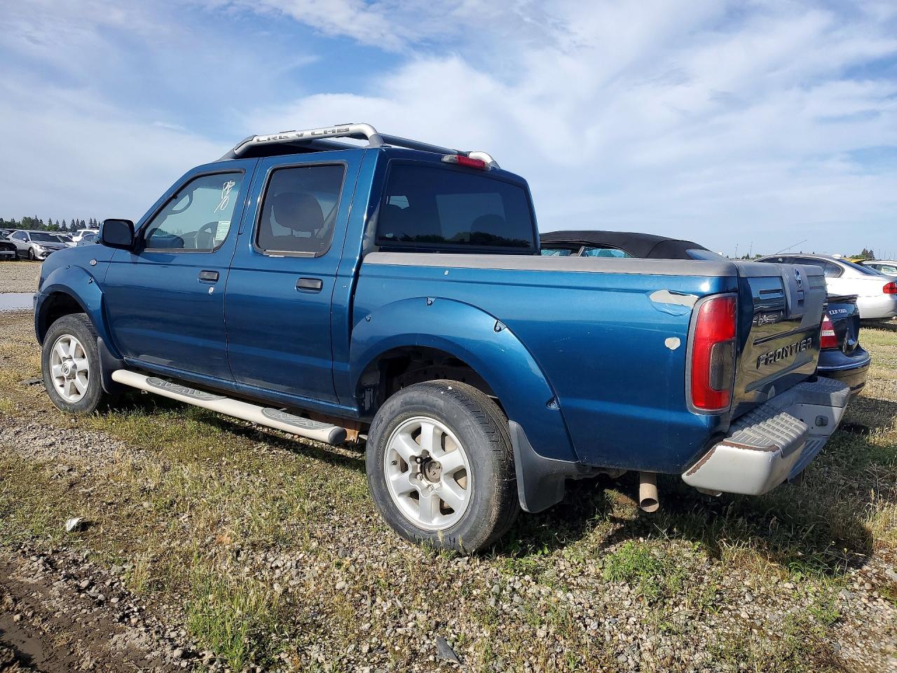 2003 Nissan Frontier VIN 1N6ED27T83C410762 photo 2