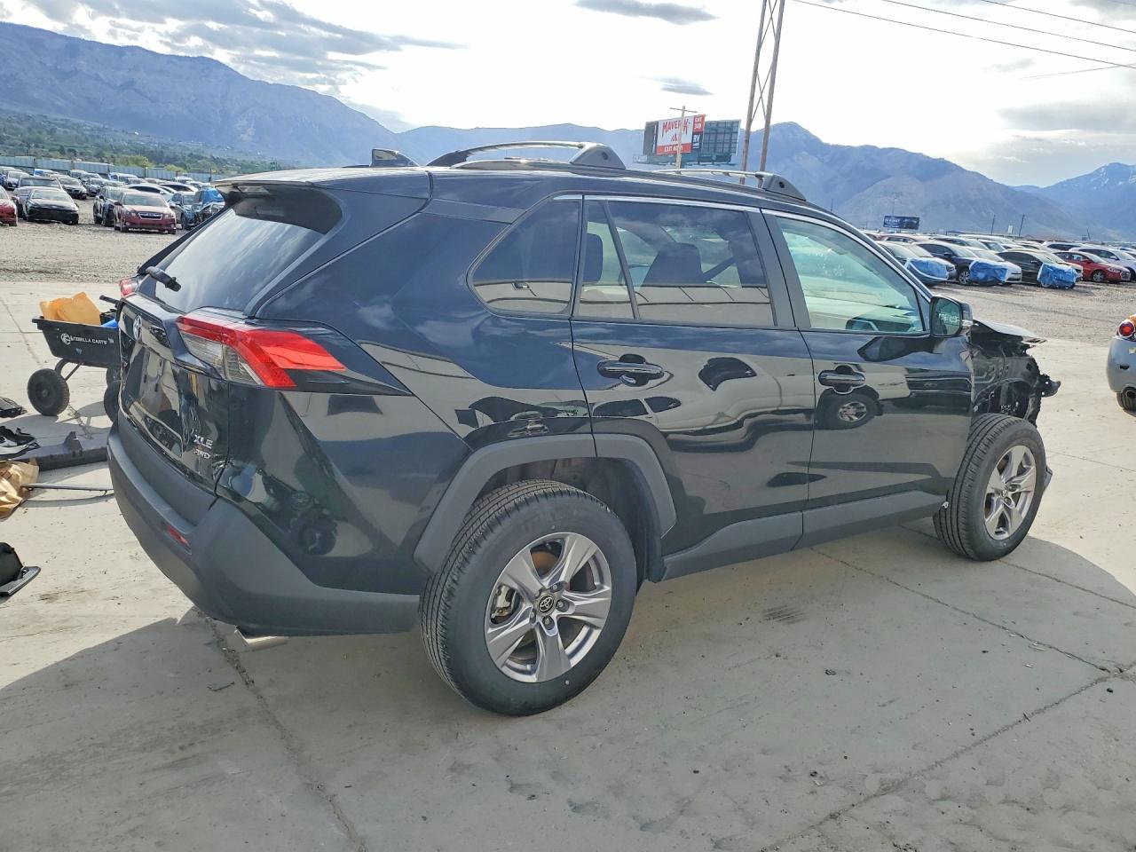 2025 Toyota Rav4 VIN 2T3P1RFV4SC550580 photo 3