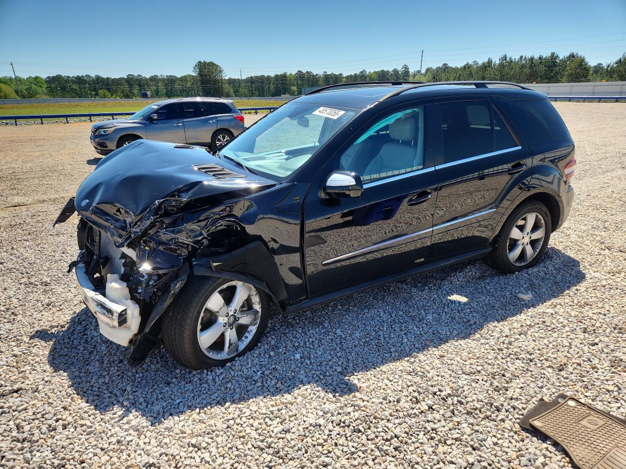 2010 Mercedes-Benz M-class VIN 4JGBB5GB5AA544251 photo 1