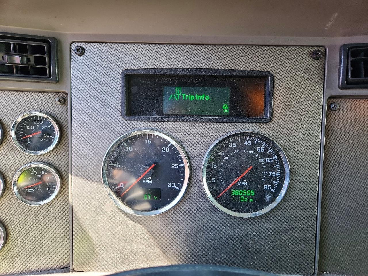 2013 KENWORTH All other VIN 2NKHHM7X2DM354471 photo 8