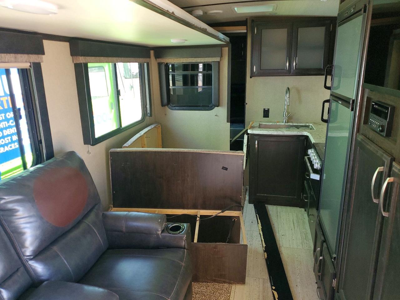 2018 GRAND Trailer VIN 573TE3029J6605904 photo 6