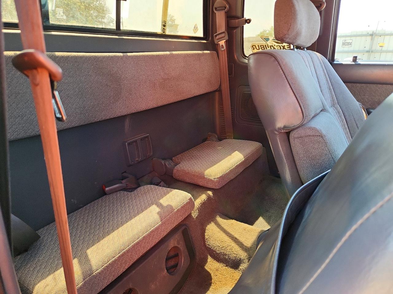 1997 Toyota Tacoma VIN 4TAWN72N7VZ326972 photo 10