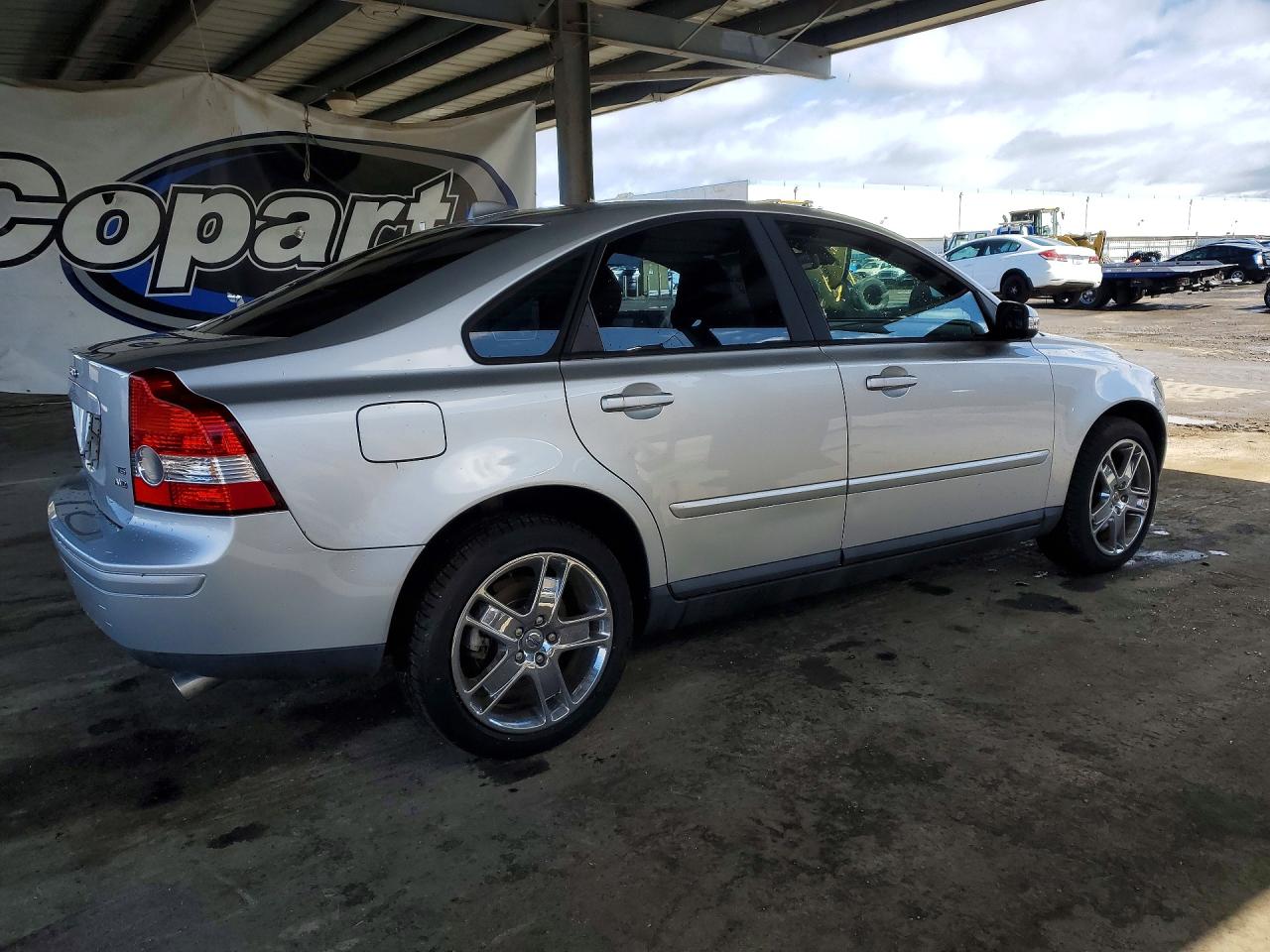 2007 Volvo S40 VIN YV1MH682672277117 photo 3