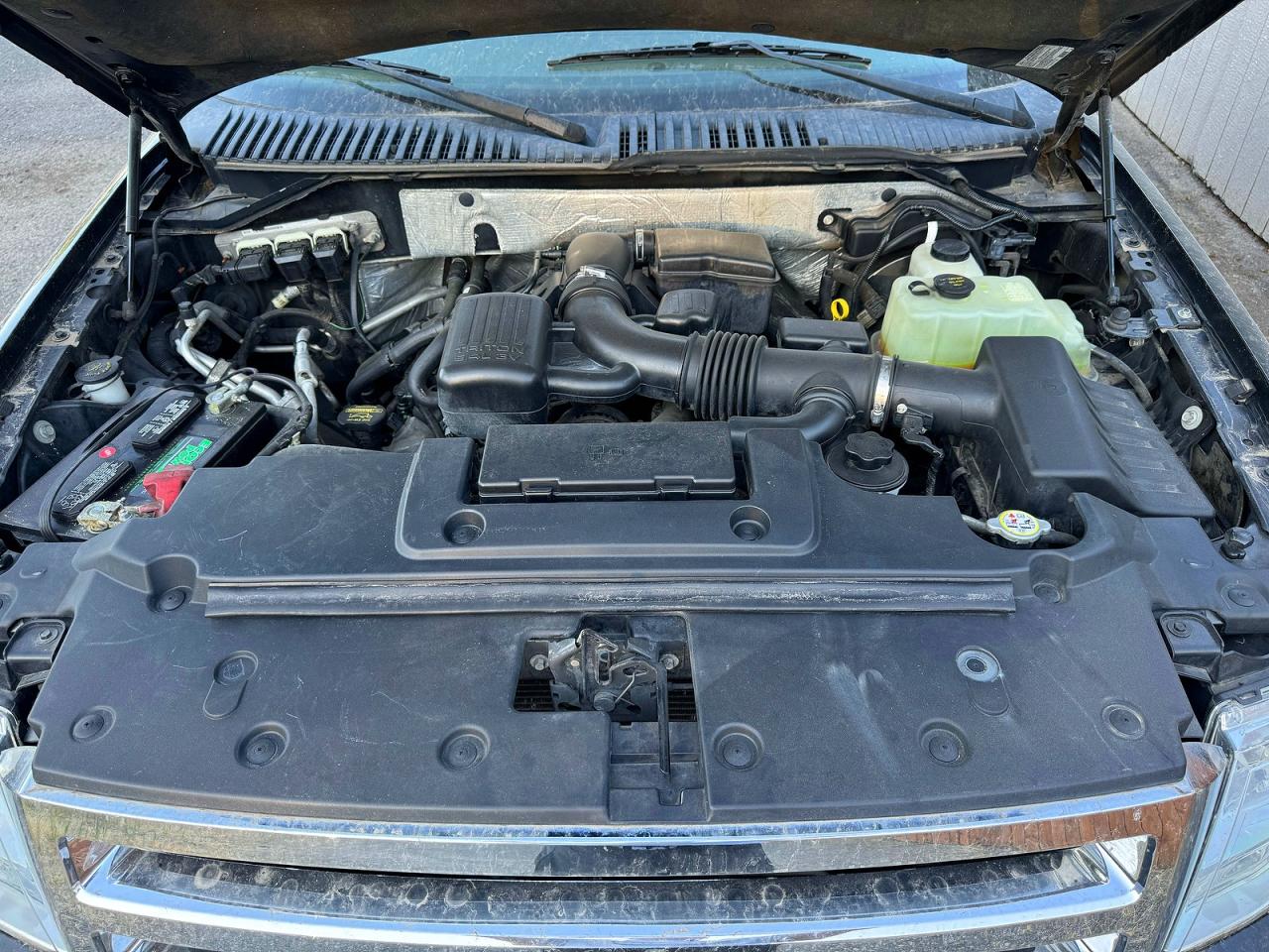 2010 Ford Expedition VIN 1FMJU1J58AEB58207 photo 7