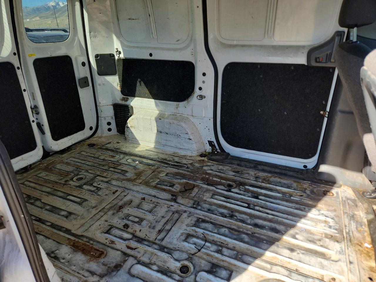2014 NISSAN Nv200 s VIN 3N6CM0KN4EK701115 photo 10