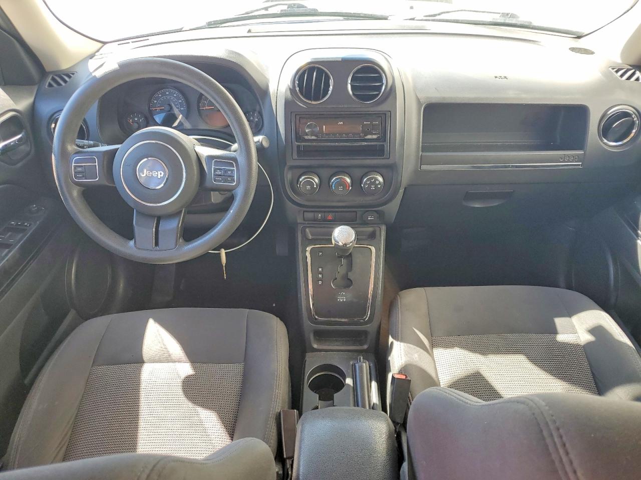 2015 Jeep Patriot VIN 1C4NJPBA0FD343085 photo 8