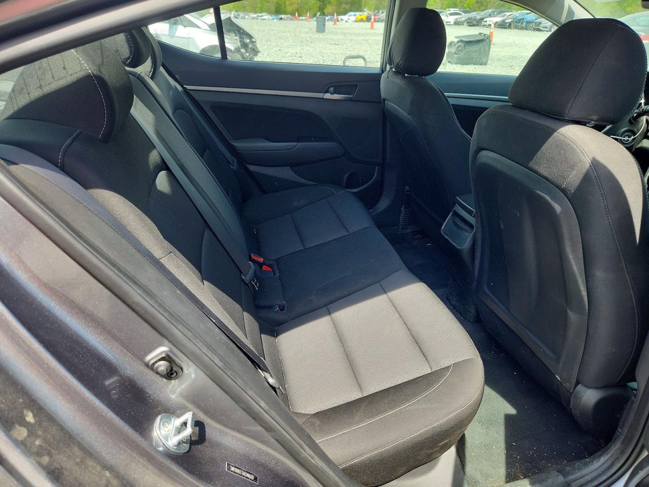 2017 Hyundai Elantra VIN 5NPD84LF7JH346620 photo 10