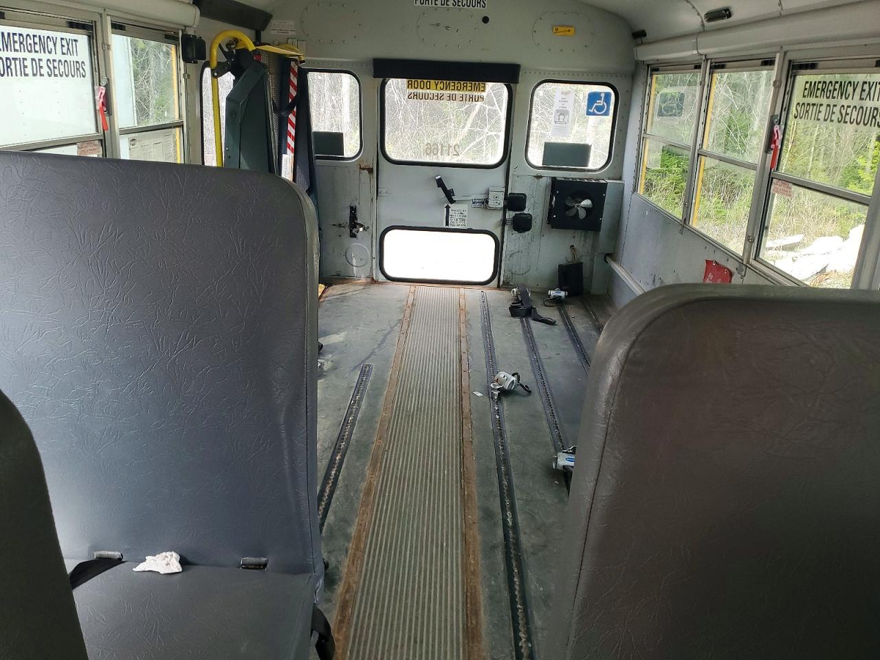2011 THOMAS Express g4 VIN 1GB6G5BG3B1104805 photo 6
