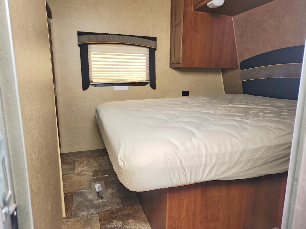 2014 JAYCO All models VIN 1UJBJ0BPXE78N0071 photo 5