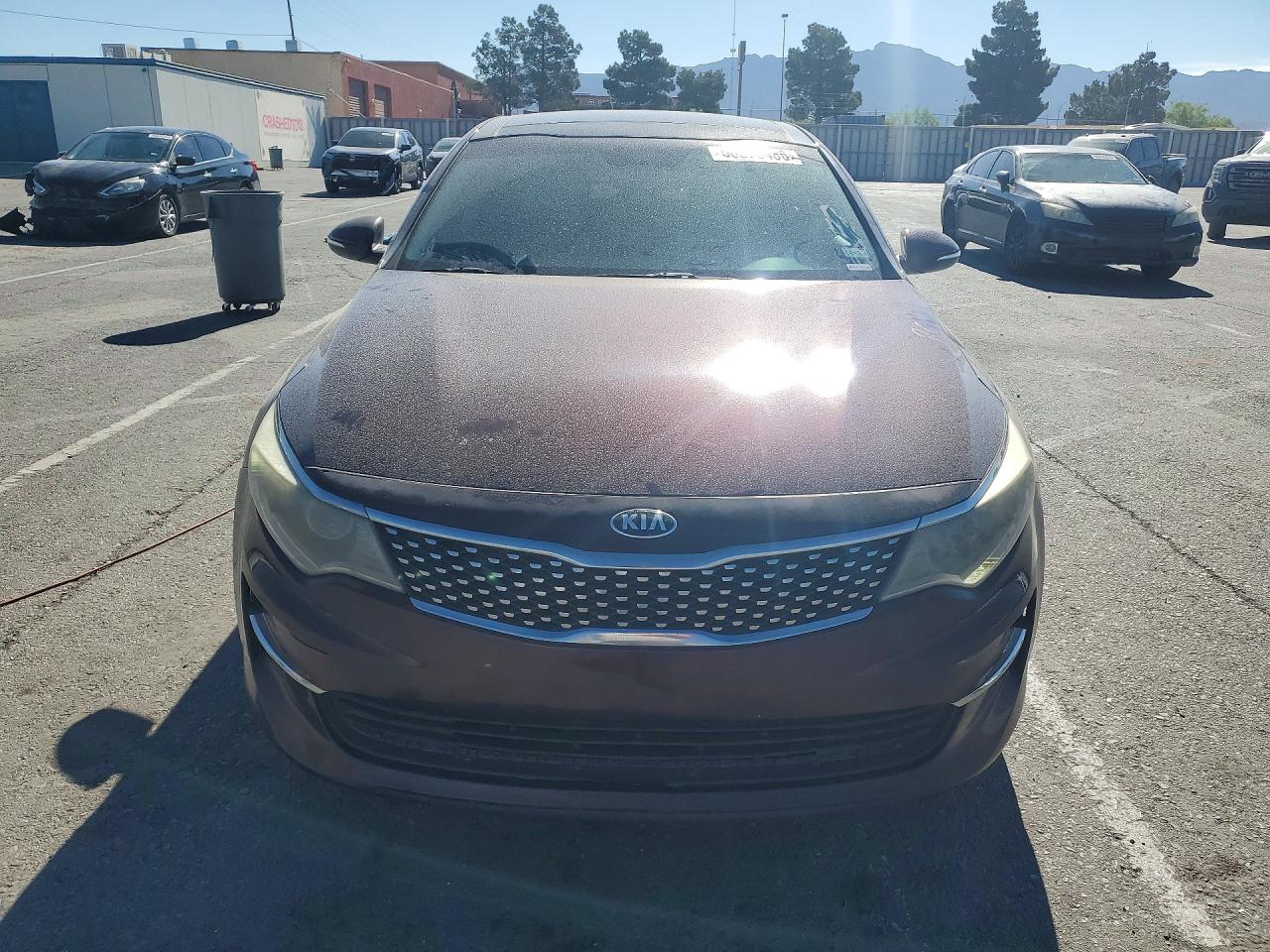 2017 Kia Optima VIN 5XXGU4L30HG157537 photo 5