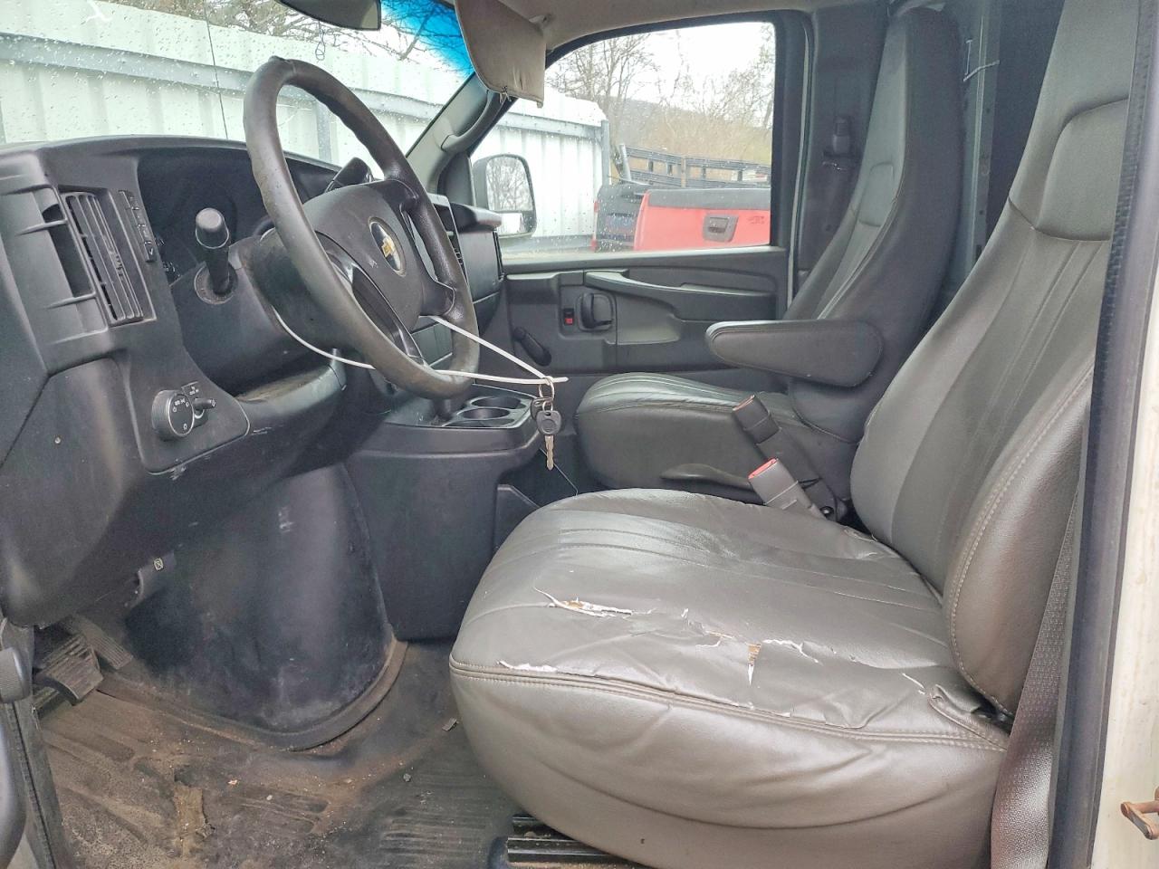 2011 CHEV Express VIN 1GCWGFFA2B1141772 photo 7