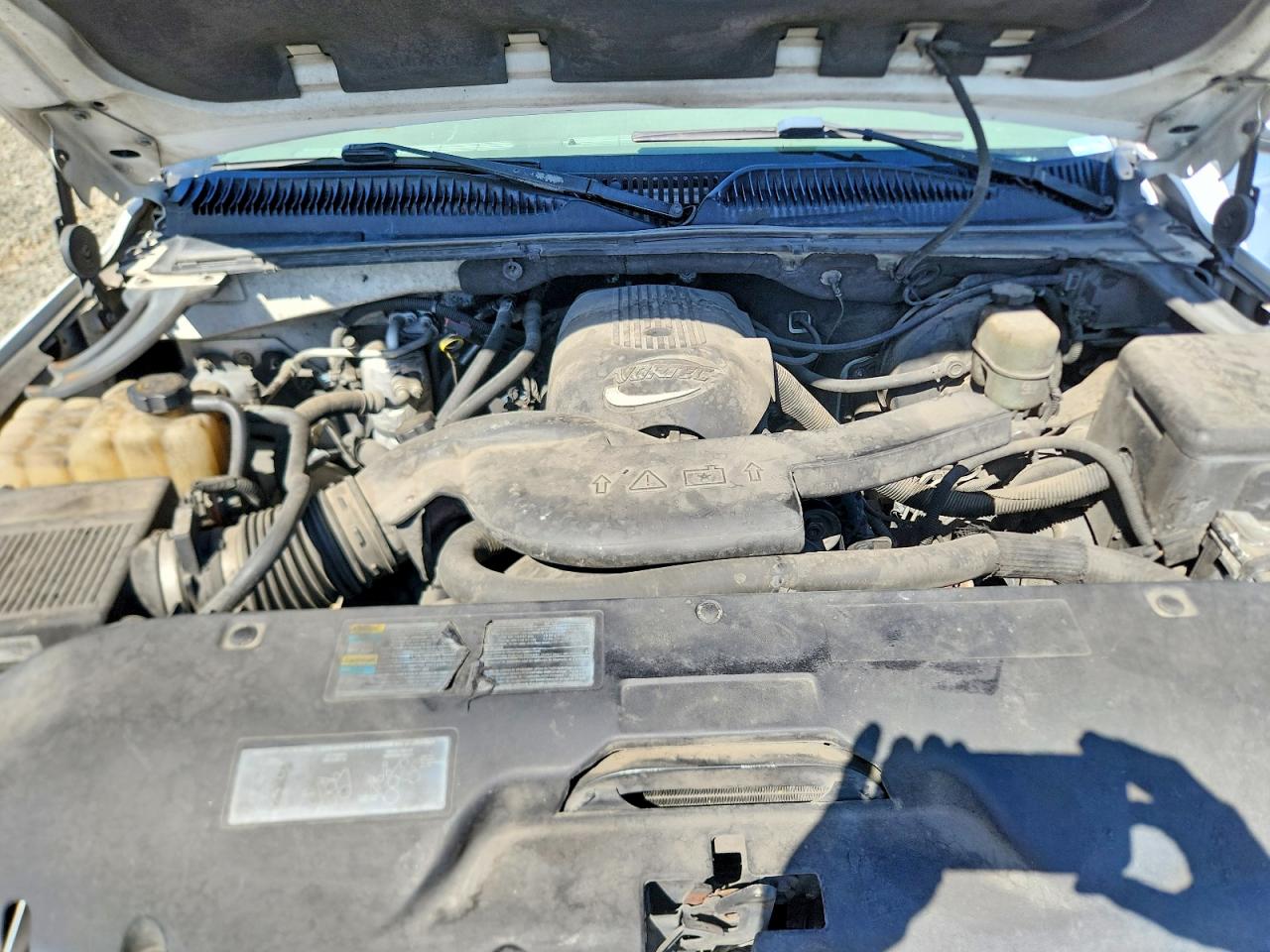 2002 CHEV Tahoe VIN 1GNEK13TX2R166334 photo 12