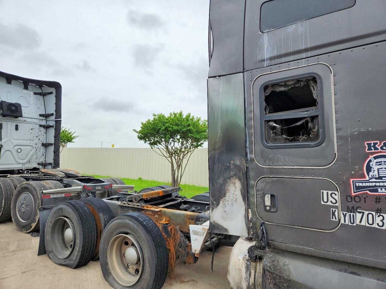 2019 KENWORTH All other VIN 1XKYD49X3KJ256570 photo 6